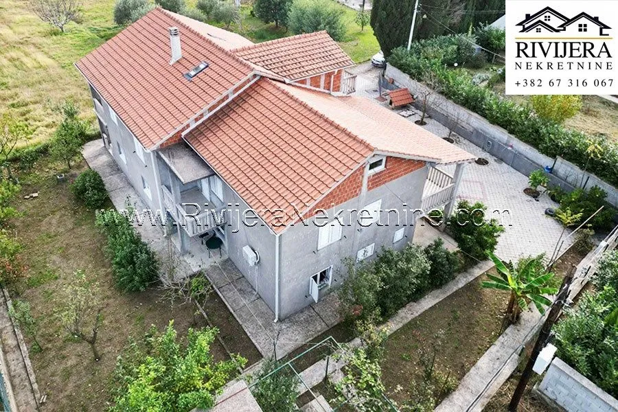 Prodaja, kuća, 350m², Gradiošnica, Tivat
