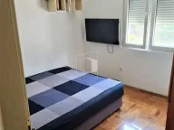 Izdavanje, kuća, 120m², Tološi, Podgorica - image 9