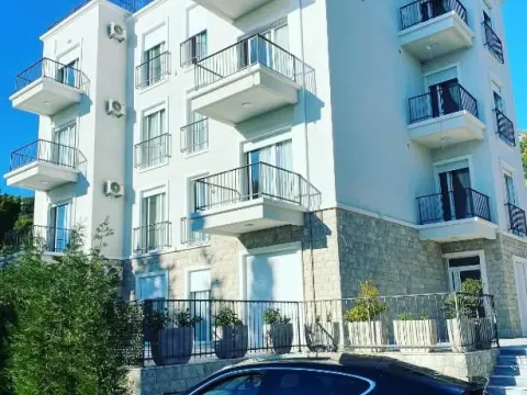 Prodaja, stan, 963m², Šušanj, Bar - image 2
