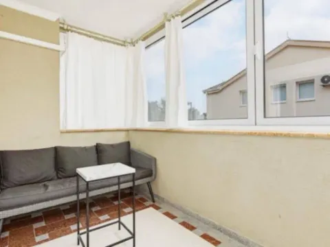 Izdavanje, jednosoban stan, 54m², Seljanovo, Tivat - image 11