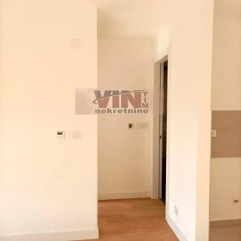 Prodaja, dvosoban stan, 53m², Autokomanda, Voždovac Sve Podlokacije