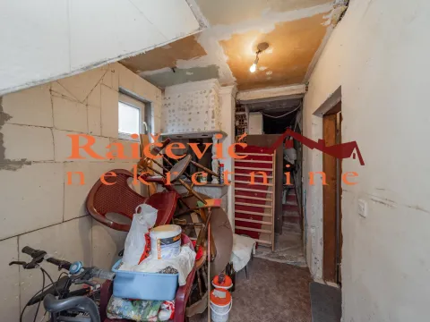 Prodaja, četvorosoban stan, 91m², Petlovo Brdo, Beograd - image 19