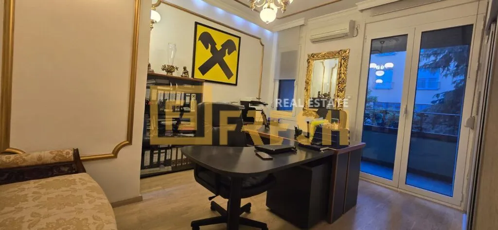 Izdavanje, poslovni prostor, 40m², Centar, Podgorica