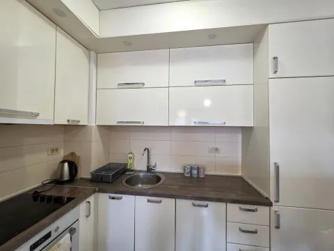 Izdavanje, stan, 47m², City Kvart, Podgorica - image 6