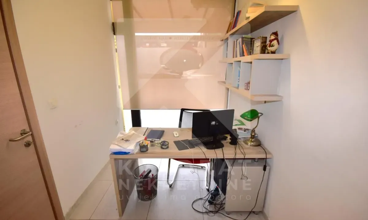 Izdavanje, poslovni prostor, 30m², Momišići, Podgorica