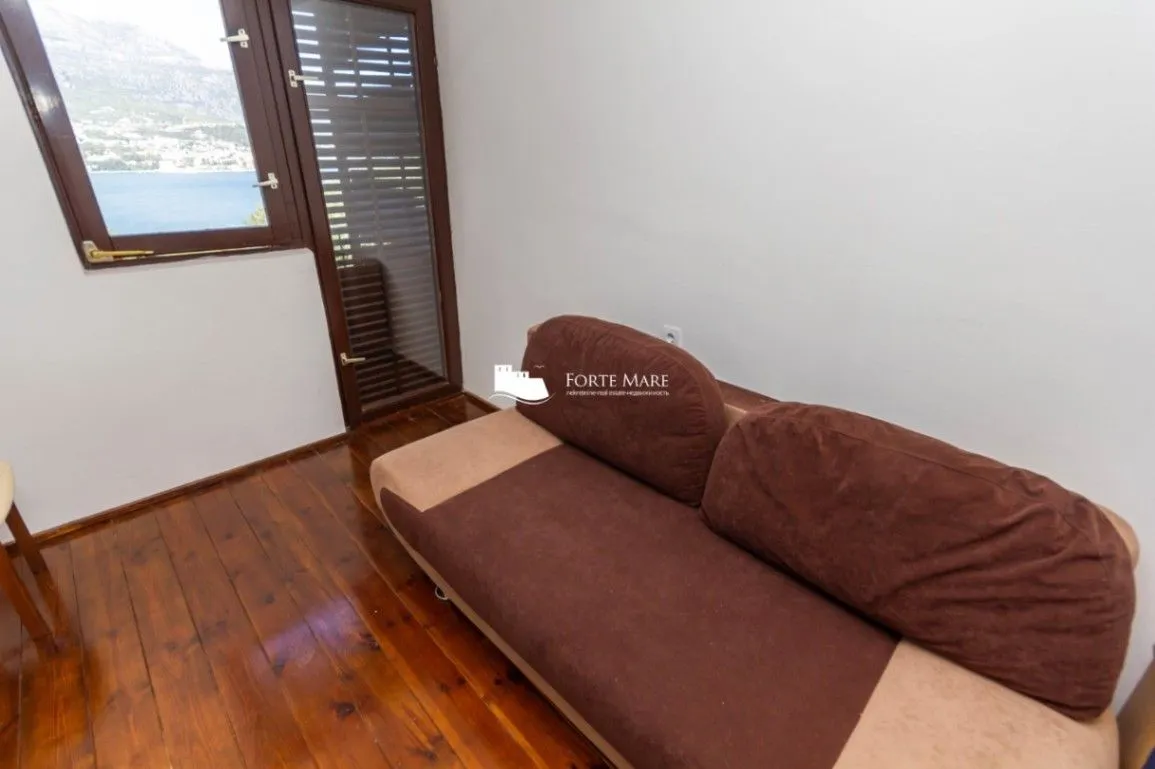 Prodaja, kuća, 110m², Njivice, Herceg Novi