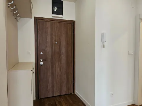 Rent, one bedroom apartment, 45m², Stari Aerodrom, Podgorica - image 5