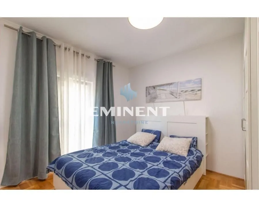 Rent, two bedroom apartment, 46m², Vračar Hram, Vračar Sve Podlokacije