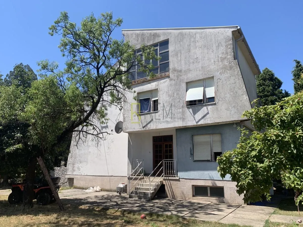 Prodaja, plac, 3600m², Tološi, Podgorica