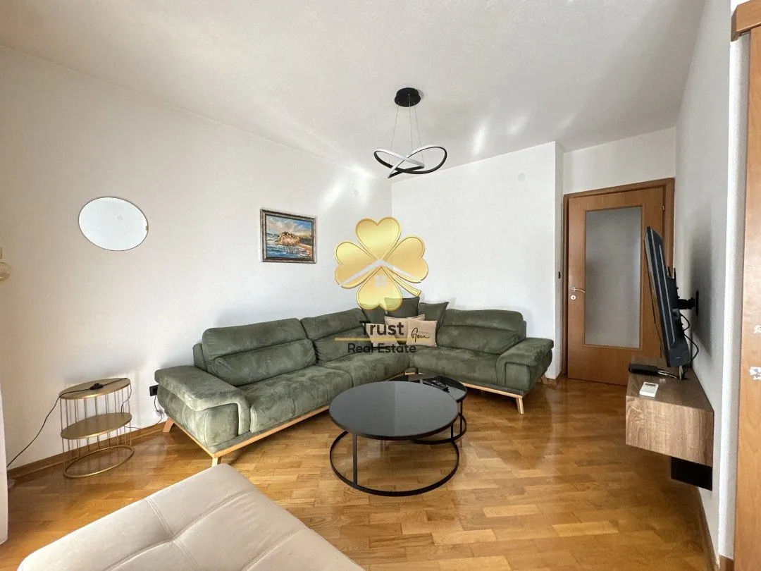 Prodaja, trosoban stan, 84m², Stari Aerodrom, Podgorica