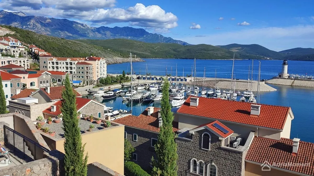 Sale, one bedroom apartment, 76m², Luštica Bay, Tivat
