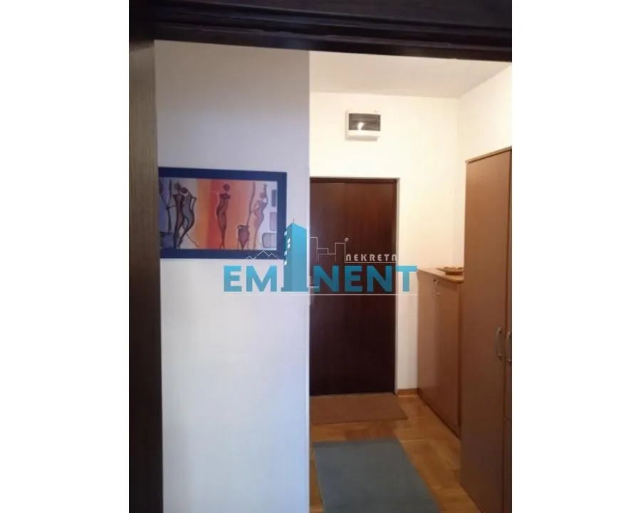 Izdavanje, dvosoban stan, 48m², Uciteljsko Naselje, Zvezdara Sve Podlokacije