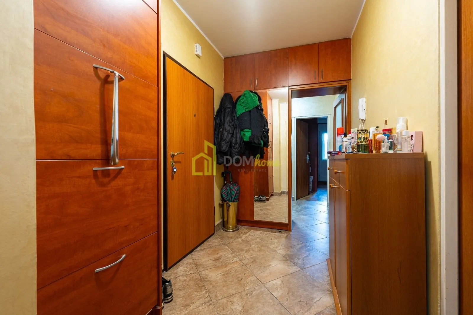 Prodaja, dvosoban stan, 72m², Zabjelo, Podgorica