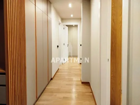 Izdavanje, četvorosoban stan, 89m², Stari Grad, Beograd - image 12