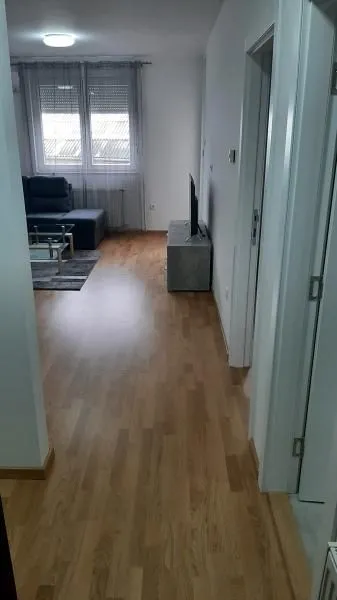 Izdavanje, dvosoban stan, 48m², Podbara, Novi Sad Sve Podlokacije