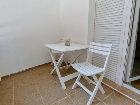Izdavanje, jednosoban stan, 42m², Bečići, Budva - image 10