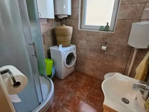 Rent, two bedroom apartment, 50m², Đeram Pijaca, Beograd - image 8