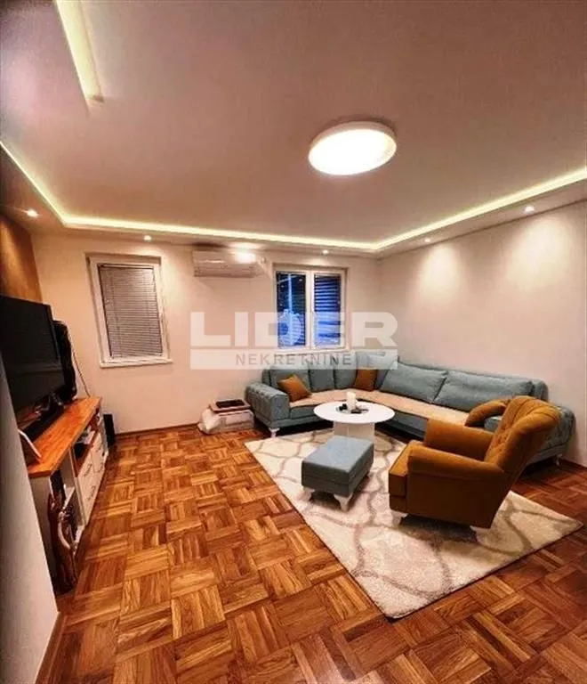 Sale, two bedroom apartment, 63m², Zvezdarska Šuma, Zvezdara Sve Podlokacije