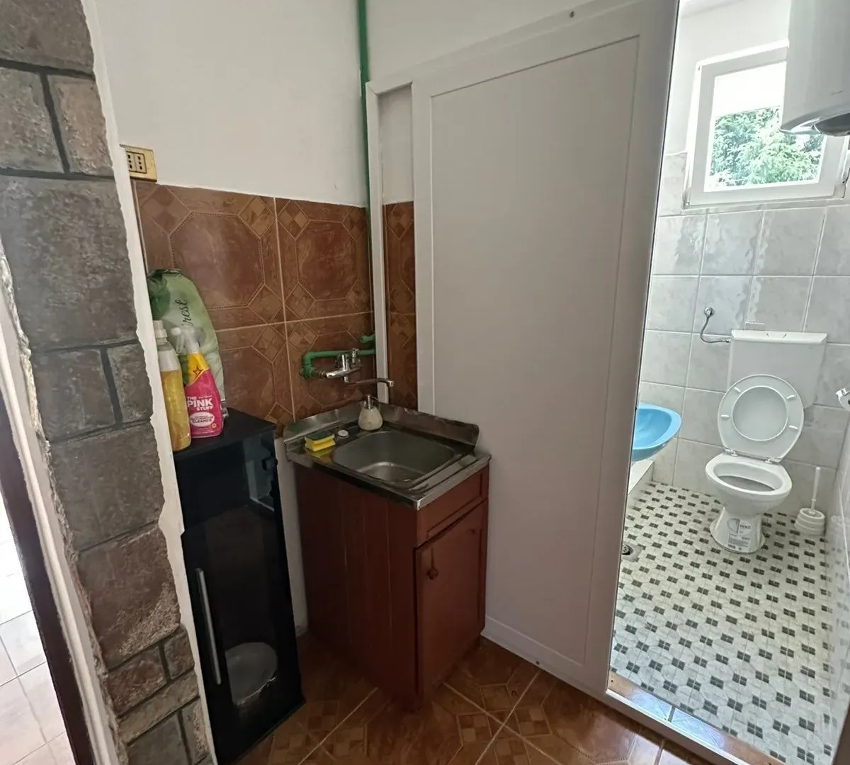 Izdavanje, garsonjera, 31m², Centar, Bar