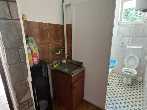 Izdavanje, garsonjera, 31m², Centar, Bar - image 5