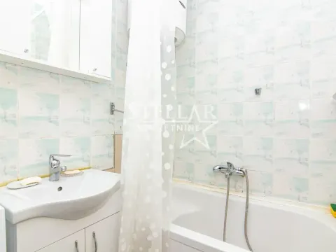 Prodaja, trosoban stan, 90m², Centar, Budva - image 12