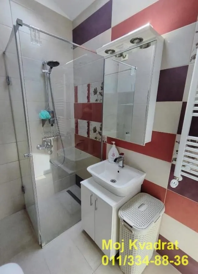 Prodaja, dvosoban stan, 63m², Šumice, Beograd