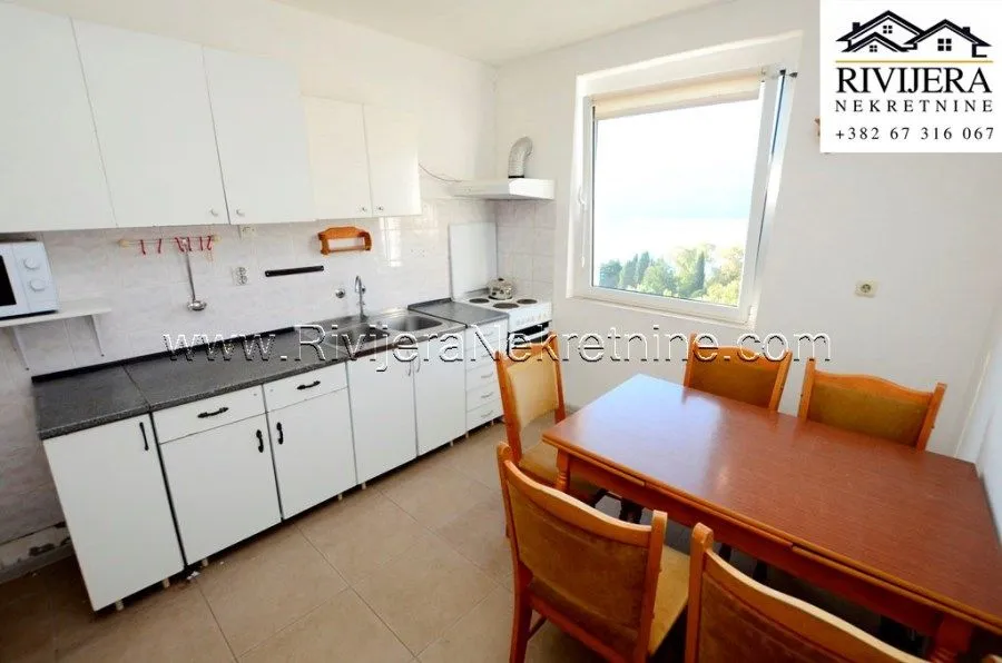 Prodaja, dvosoban stan, 66m², Centar, Herceg Novi