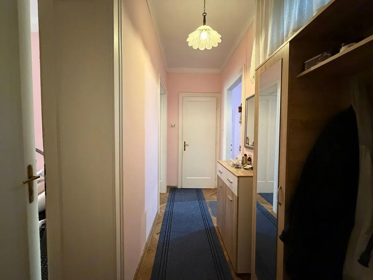 Prodaja, dvosoban stan, 49m², Skadarlija, Beograd