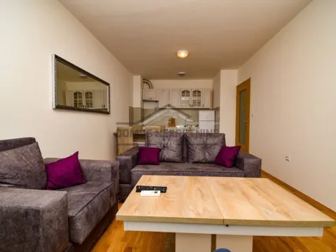 Rent, one bedroom apartment, 45m², Stari Aerodrom, Podgorica - image 6