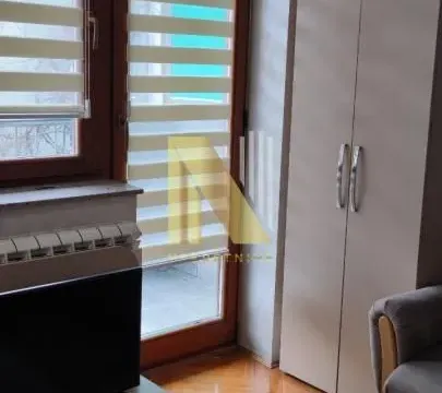 Izdavanje, garsonjera, 31m², Bulevar Oslobodjenja, Novi Sad Sve Podlokacije - image 3
