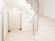 Izdavanje, jednosoban stan, 42m², Donja Lastva, Tivat - image 11