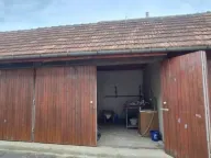 Sale, house, 384m², Dobanovci, Surčin - image 13