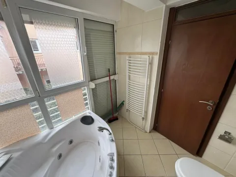 Izdavanje, jednosoban stan, 40m², Gorica C, Podgorica - image 6