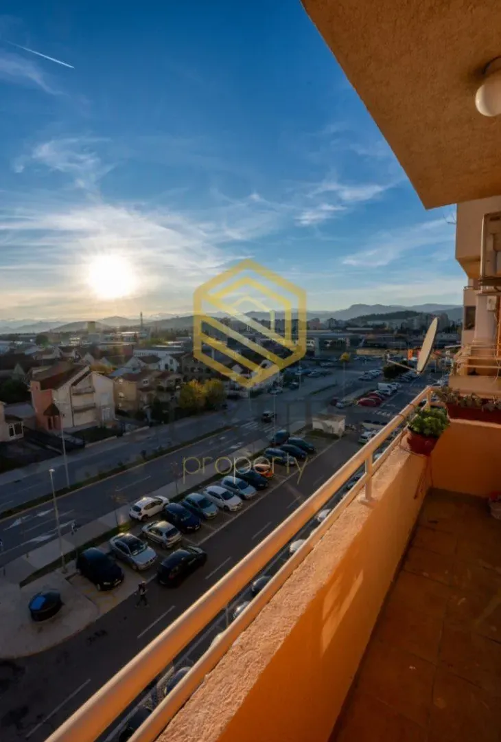 Rent, studio apartment, 30m², Stari Aerodrom, Podgorica