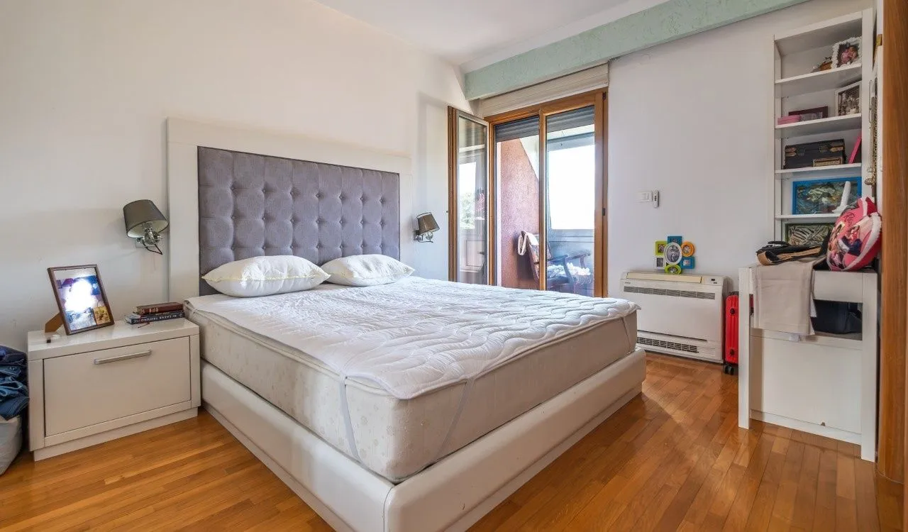 Prodaja, trosoban stan, 136m², Podgorica, Crna Gora