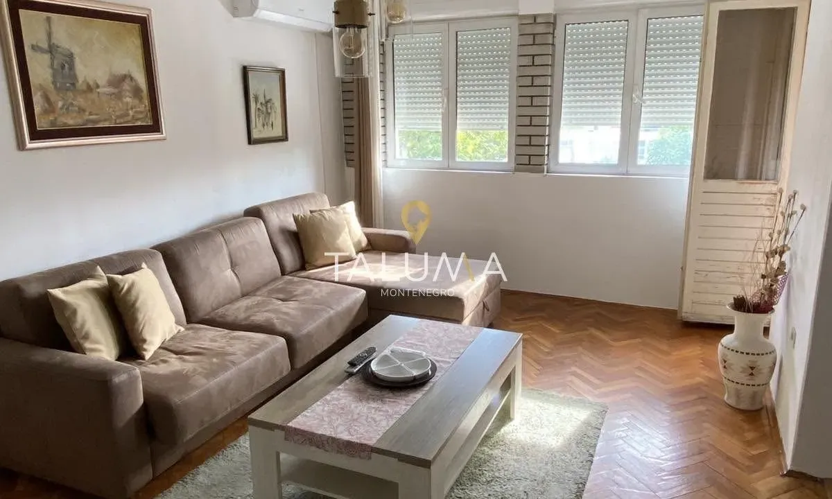 Izdavanje, dvosoban stan, 80m², Zabjelo, Podgorica