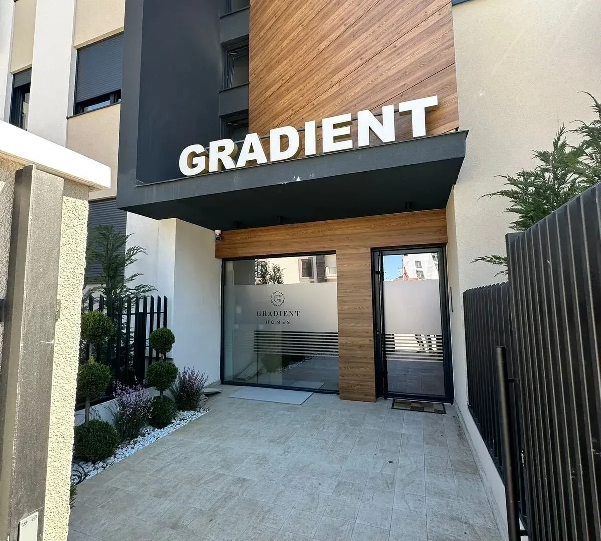 Izdavanje, dvosoban stan, 60m², Zabjelo, Podgorica