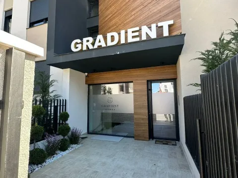 Izdavanje, dvosoban stan, 60m², Zabjelo, Podgorica - image 1