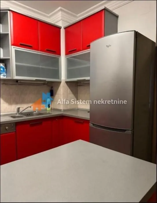 Izdavanje, trosoban stan, 90m², Crveni Krst, Beograd