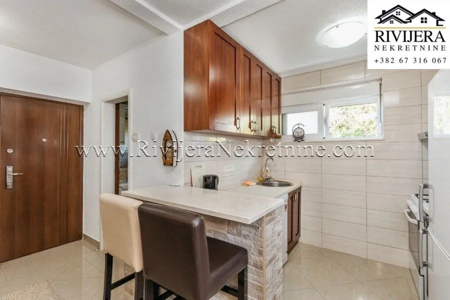 Prodaja, dvosoban stan, 80m², Centar, Herceg Novi