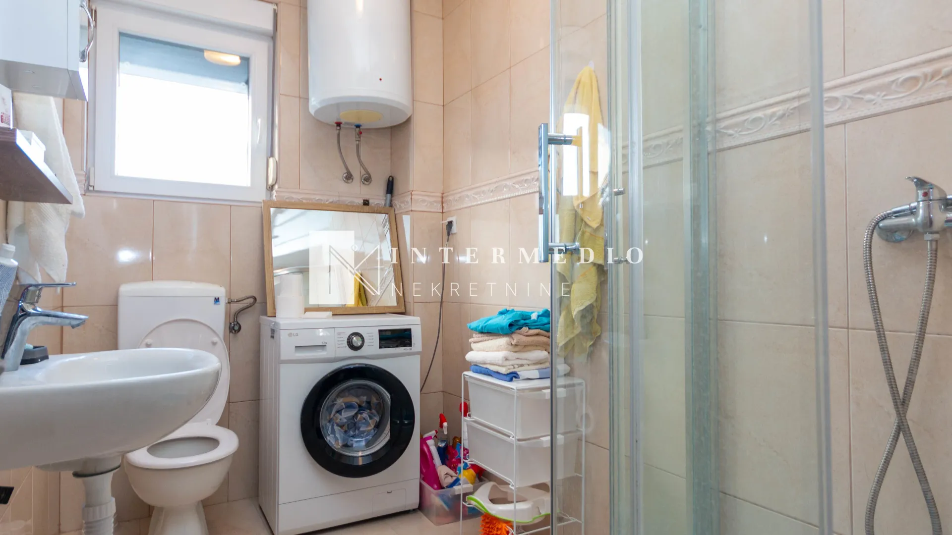 Prodaja, dvosoban stan, 47m², Đenovići, Herceg Novi