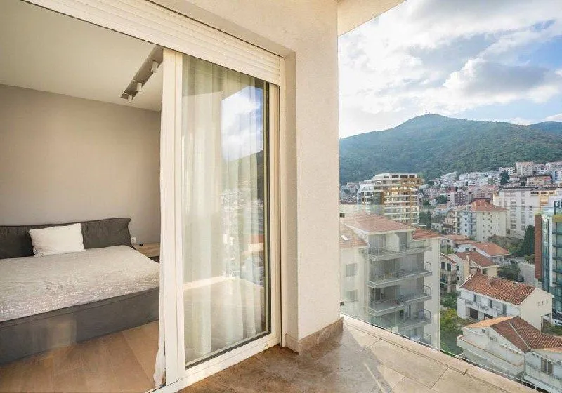 Rent, two bedroom apartment, 138m², Centar, Budva