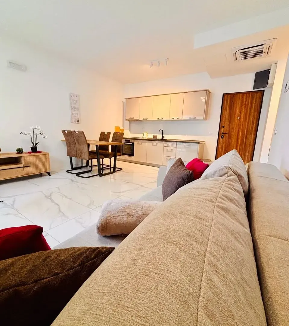 Sale, one bedroom apartment, 42m², Rafailovići, Budva