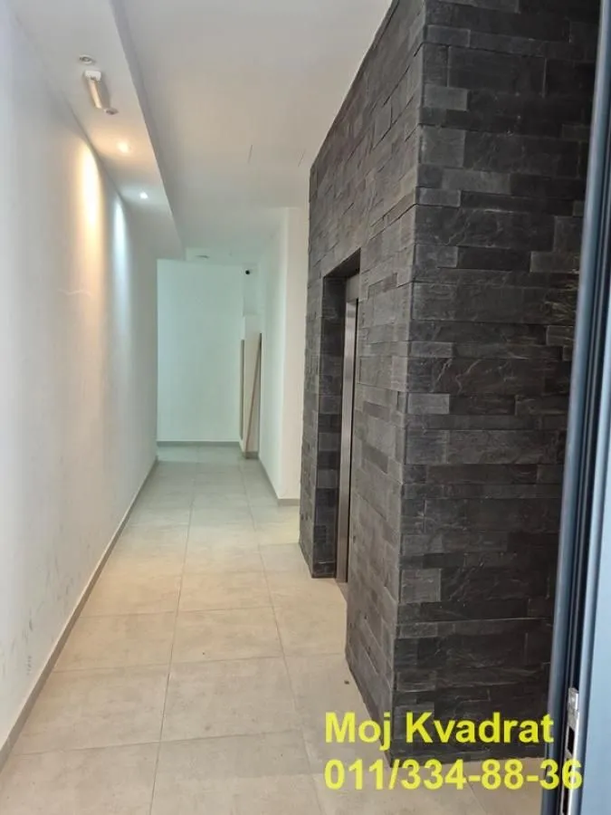 Prodaja, trosoban stan, 71m², Stari Banovci, Stara Pazova