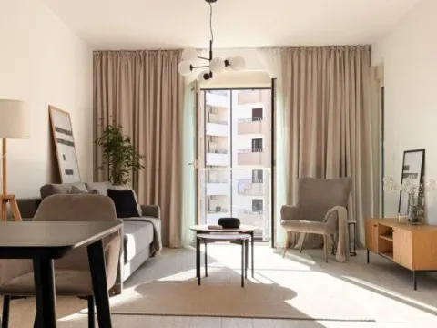 Sale, one bedroom apartment, 57m², Bečići, Budva - image 2