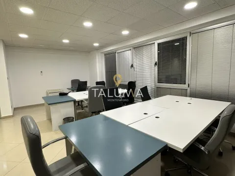 Rent, office space, 130m², Preko Morače, Podgorica - image 4