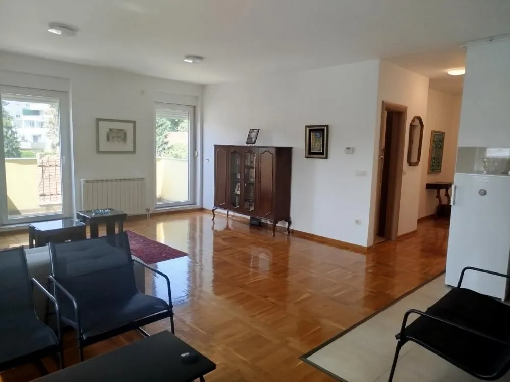 Prodaja, dvosoban stan, 69m², Stari Košutnjak, Rakovica