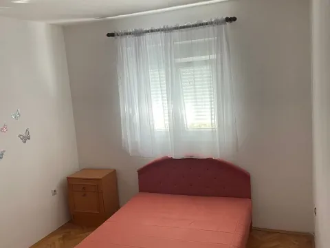 Izdavanje, jednosoban stan, 40m², Tre Canne, Budva - image 3