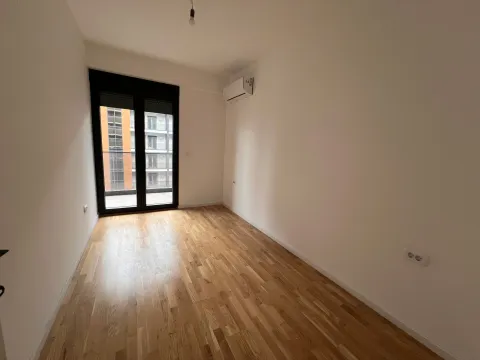 Rent, two bedroom apartment, 64m², Stari Aerodrom, Podgorica - image 6