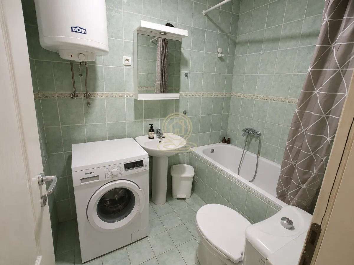 Izdavanje, jednosoban stan, 50m², Grbavica, Novi Sad Sve Podlokacije